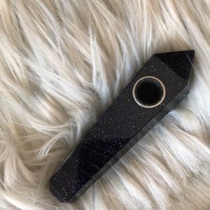 Crystal smoking device